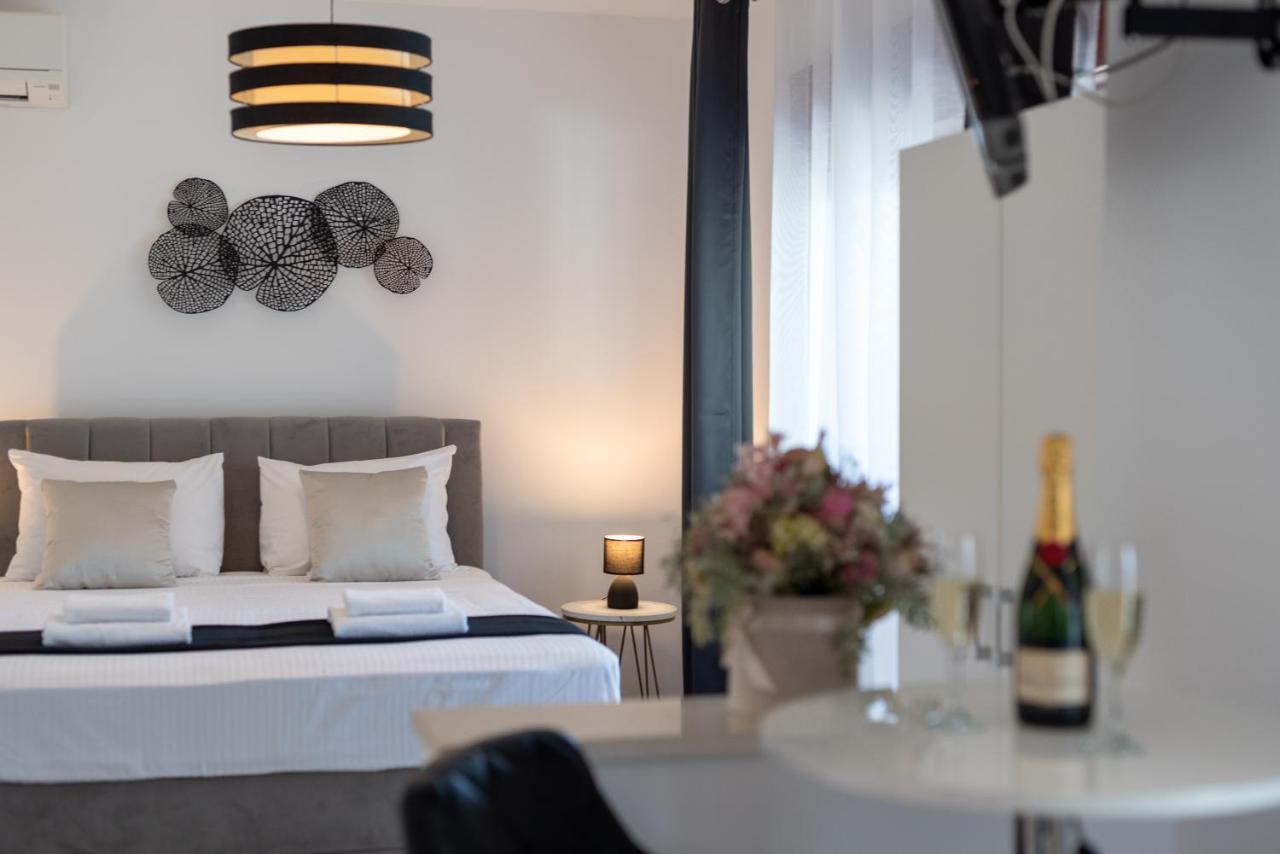 Apartments Bozan Трогир Экстерьер фото