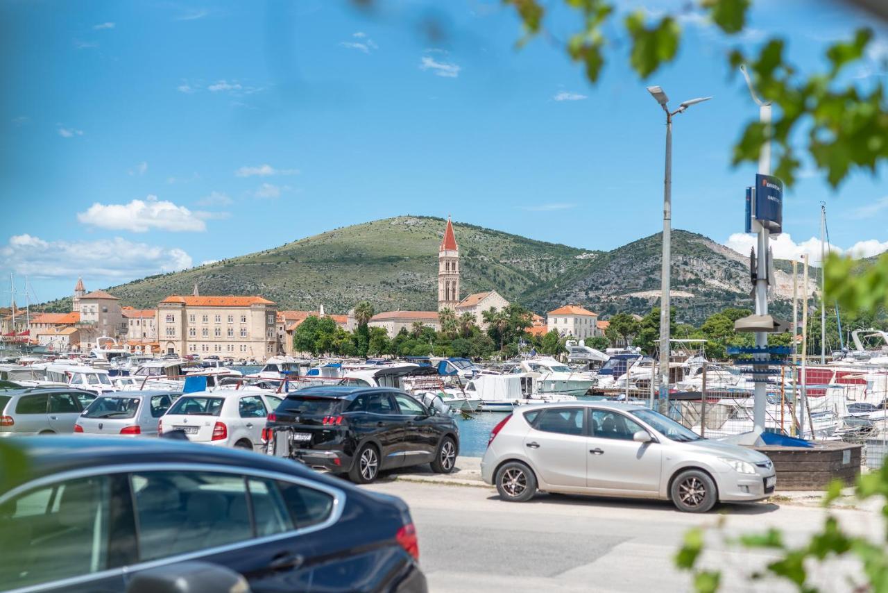 Apartments Bozan Трогир Экстерьер фото
